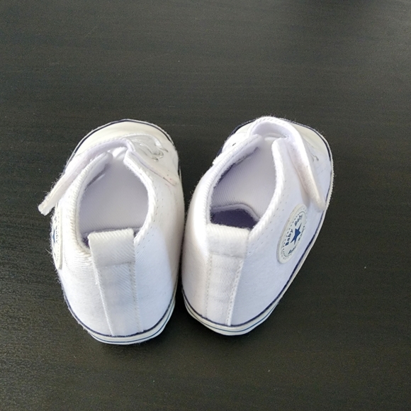 3/$12 ● Baby soft sole sneakers, size 3 infants - Picture 3 of 10